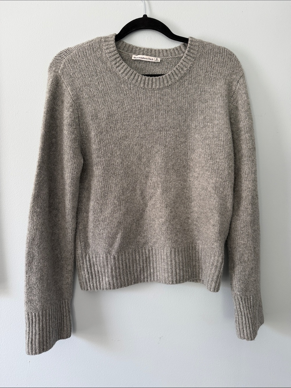 Abercrombie & Fitch Men's Crewneck Sweater in Light Heather Gray